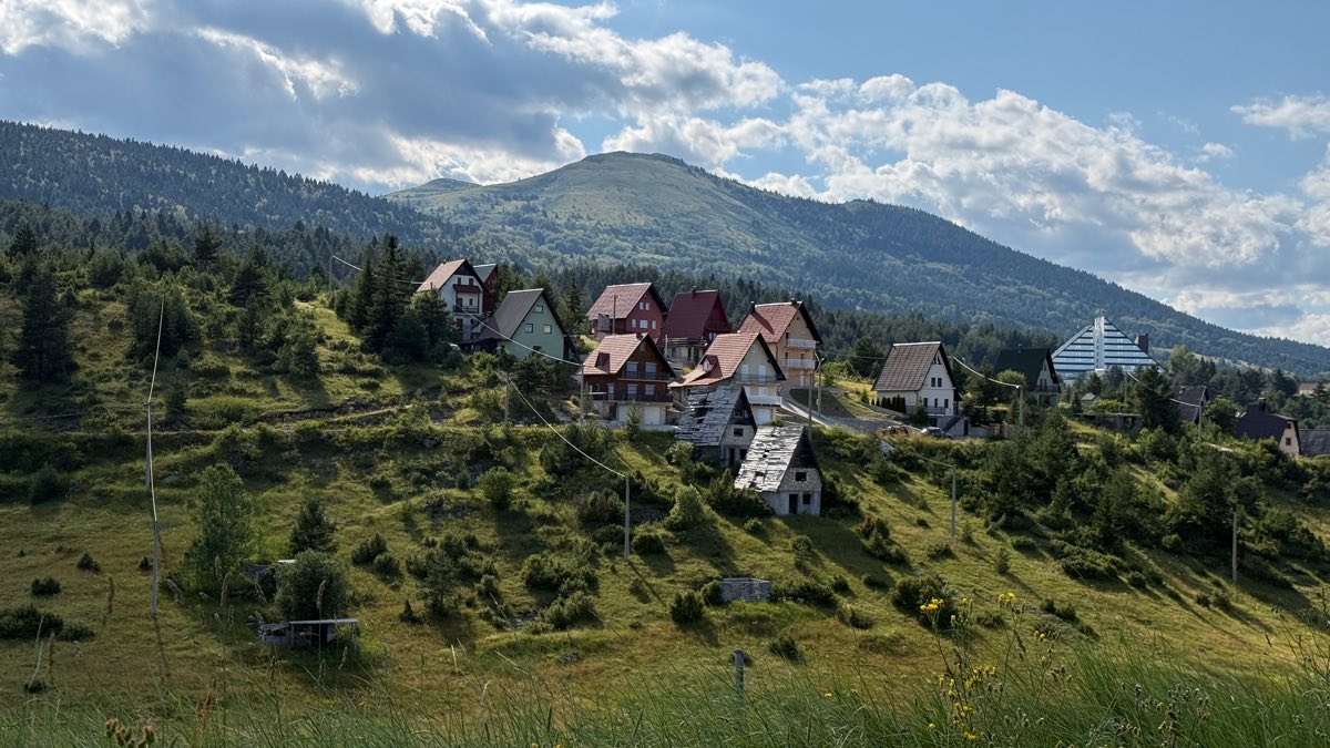Planinsko naselje pod obroncima Kupresa